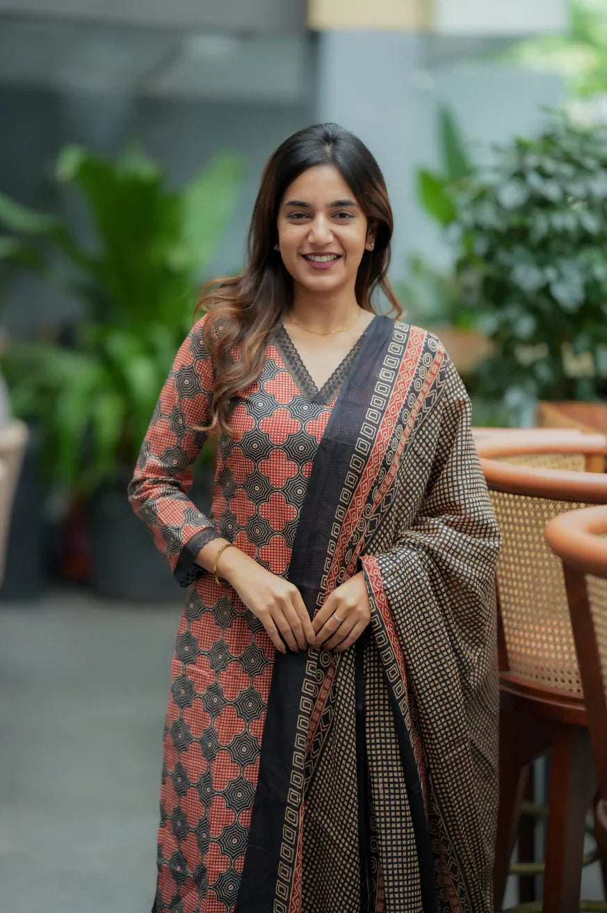 Aaradhika Pure Cotton Suit