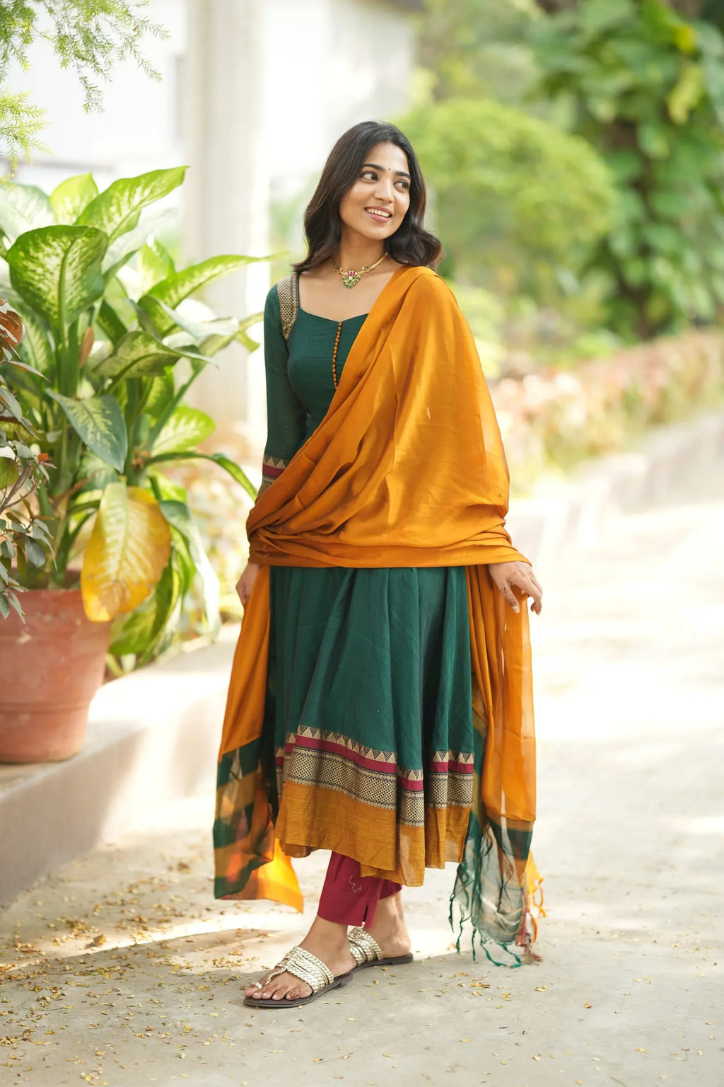 Triveni Shrungar Pure Handloom Anarkali