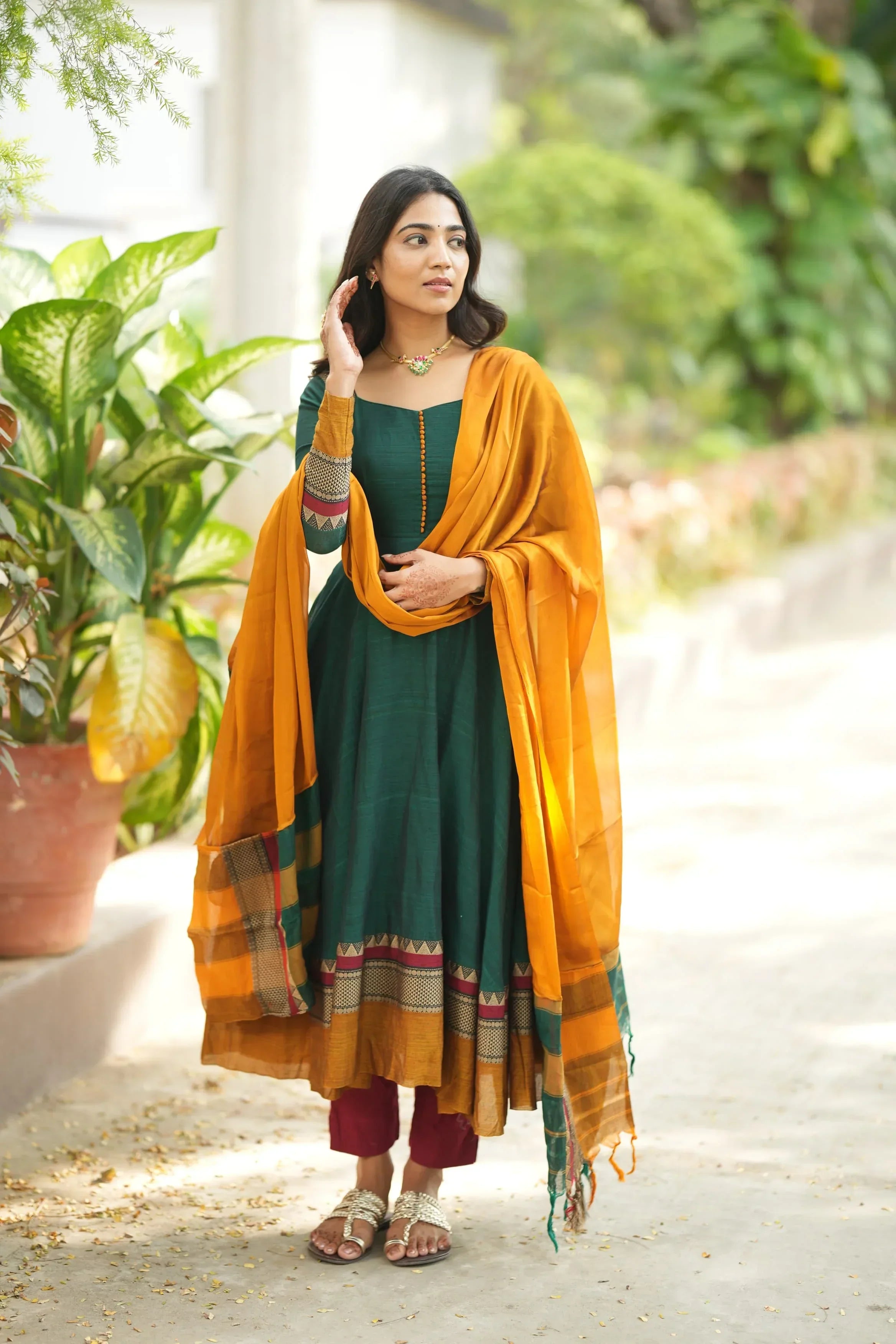Triveni Shrungar Pure Handloom Anarkali