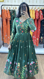 Mrinalini  Green Kurta Set