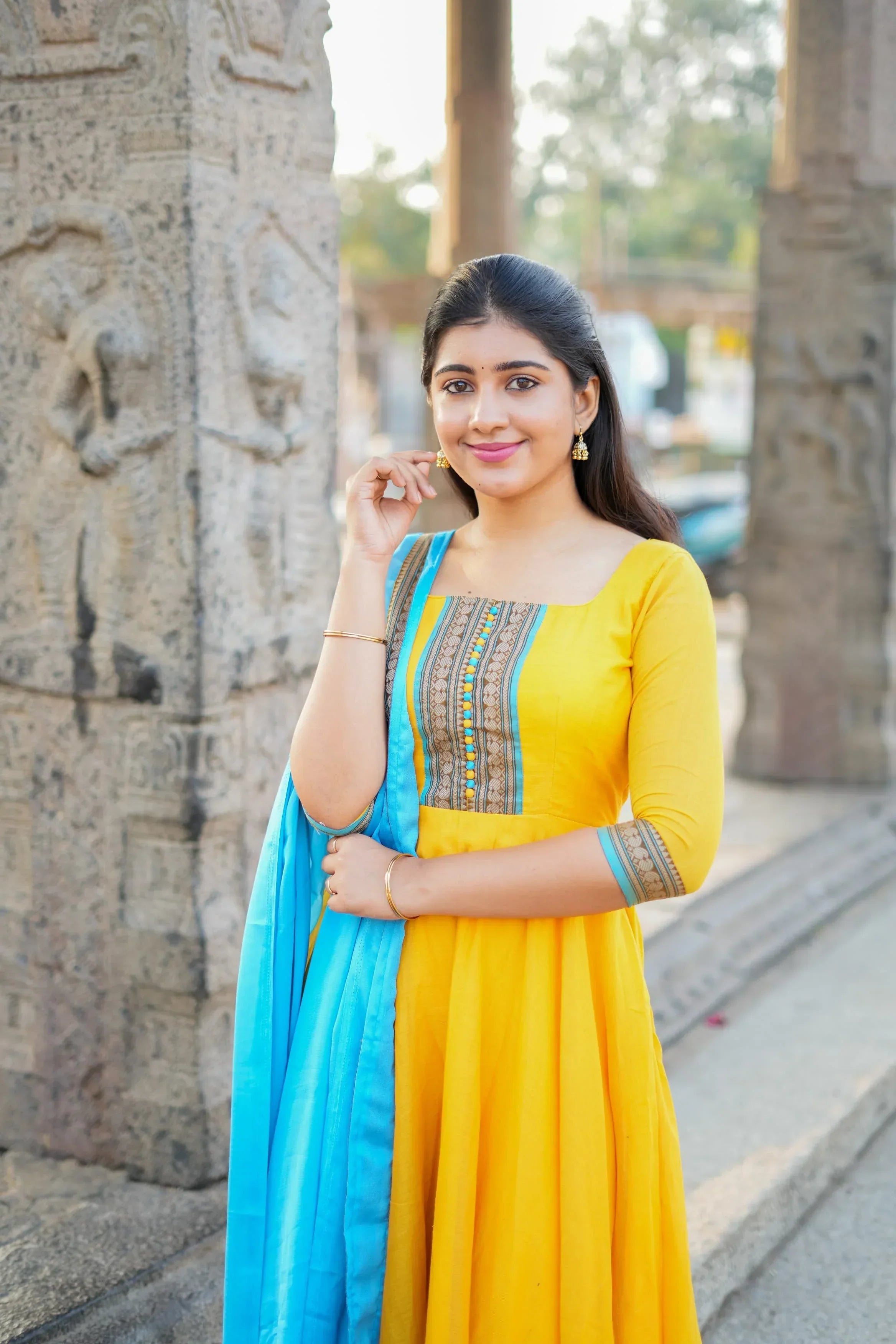 Ojasvi Handwoven Cotton Anarkali Set