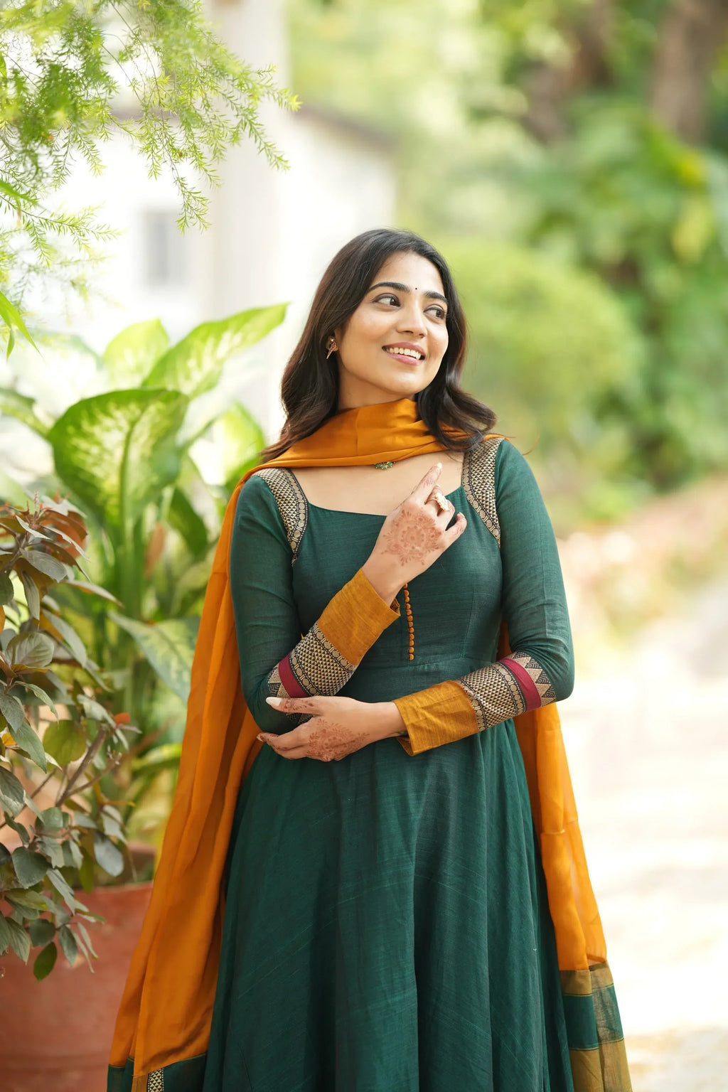 Triveni Shrungar Pure Handloom Anarkali